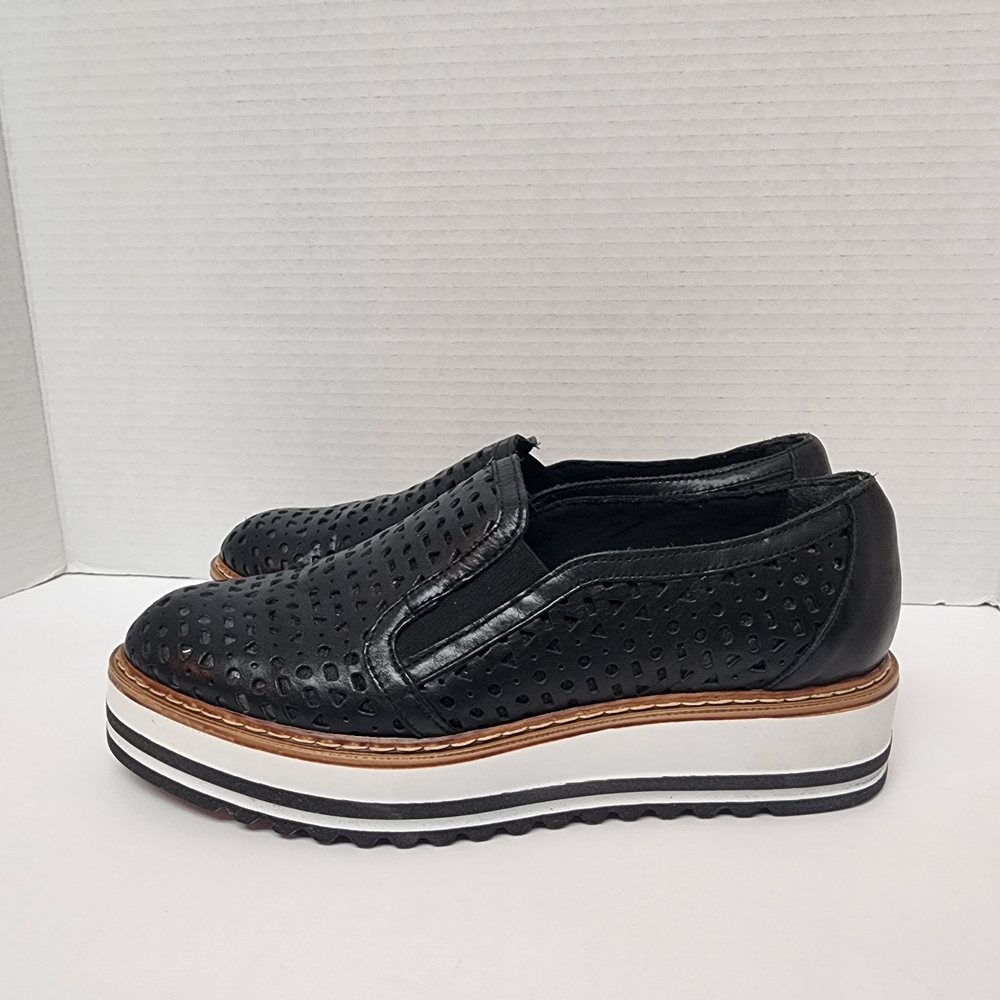 Summit Made in Italy Perforated Blue Leather Slip on Comfort Shoes Sz 8 -38